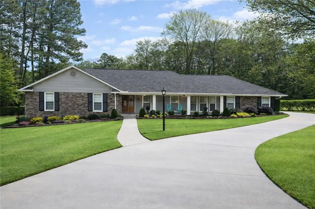 1059 Coronation Drive, Dunwoody, GA 30338 - #1