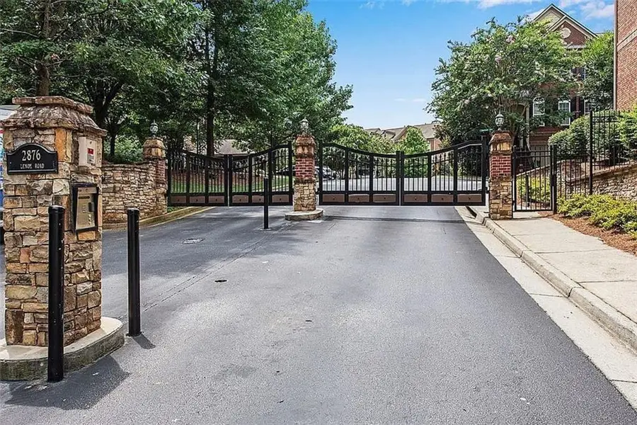 2856 Overlook Trace Ne, Atlanta, GA 30324 - #2