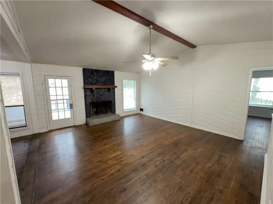 124 Creekview Drive, Woodstock, GA 30188 - #3