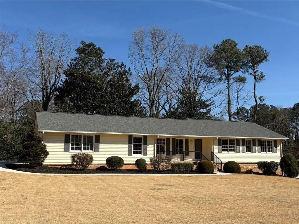 301 E Valley Drive, Marietta, GA 30068 - #1