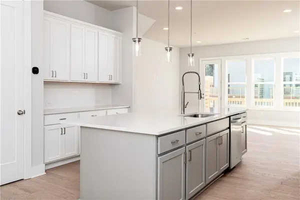 2304 Mockernut Trail #143, Smyrna, GA 30080