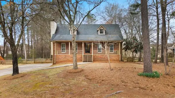 80 Farmington Drive, Woodstock, GA 30188