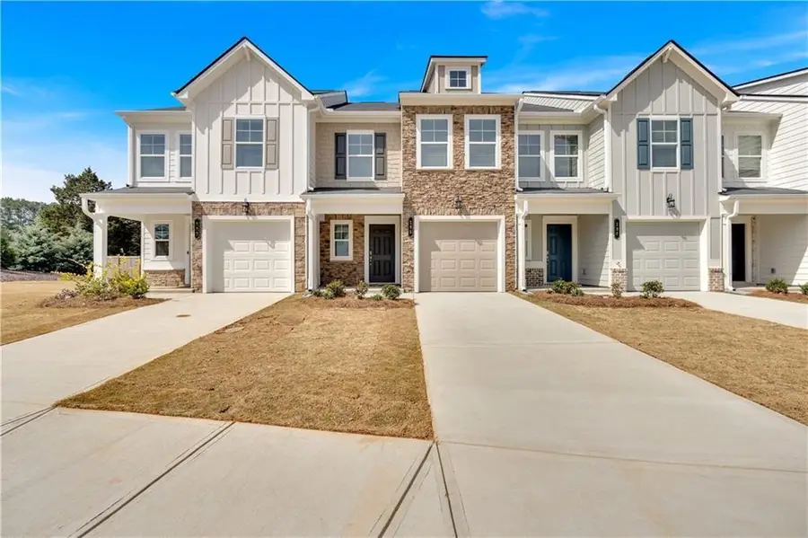 105 Village Green Drive, Adairsville, GA 30103 - #2