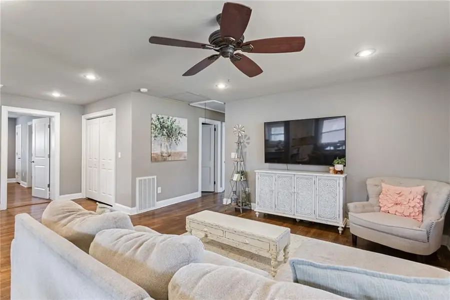 852 Frances Drive Se, Smyrna, GA 30080 - #3