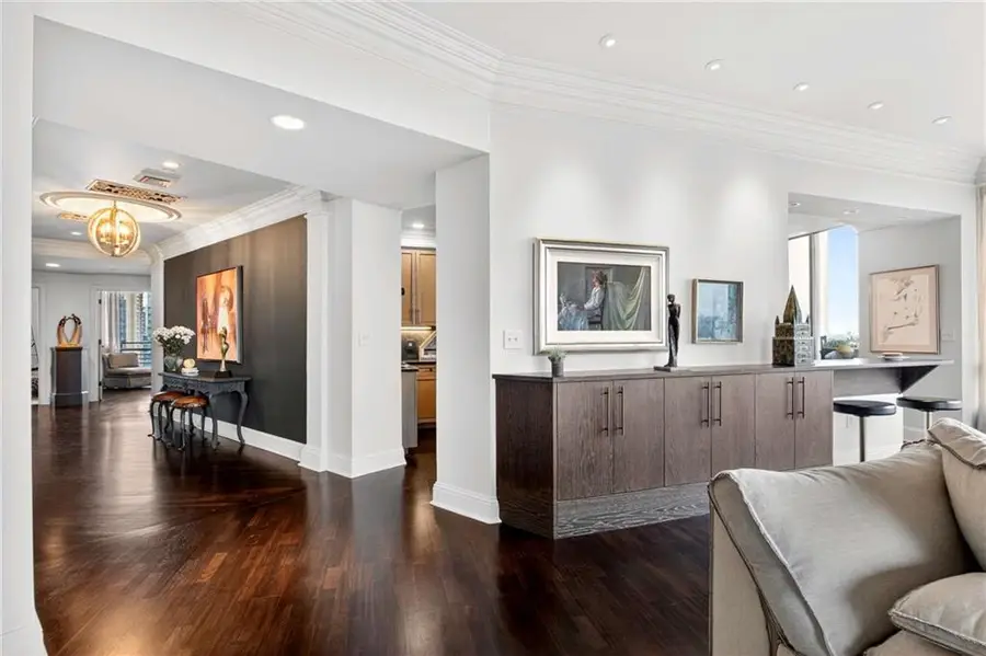 700 Park Regency Place Ne #2403, Atlanta, GA 30326 - #3