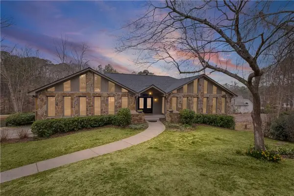 35 Green Chase Court, Roswell, GA 30075