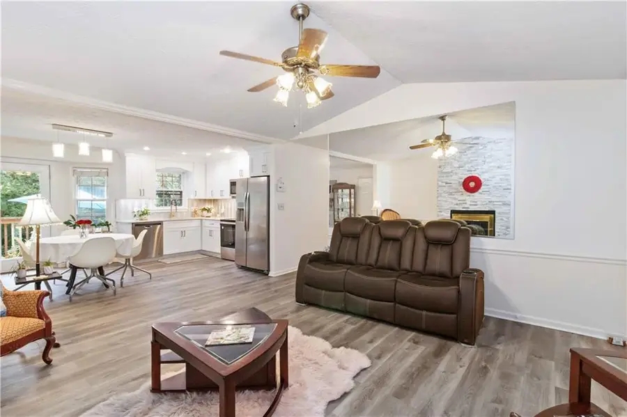 6428 Paradise Point Road, Flowery Branch, GA 30542 - #3