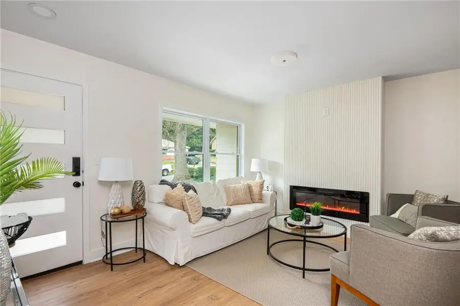 2744 Marco Drive Nw, Atlanta, GA 30318 - #3