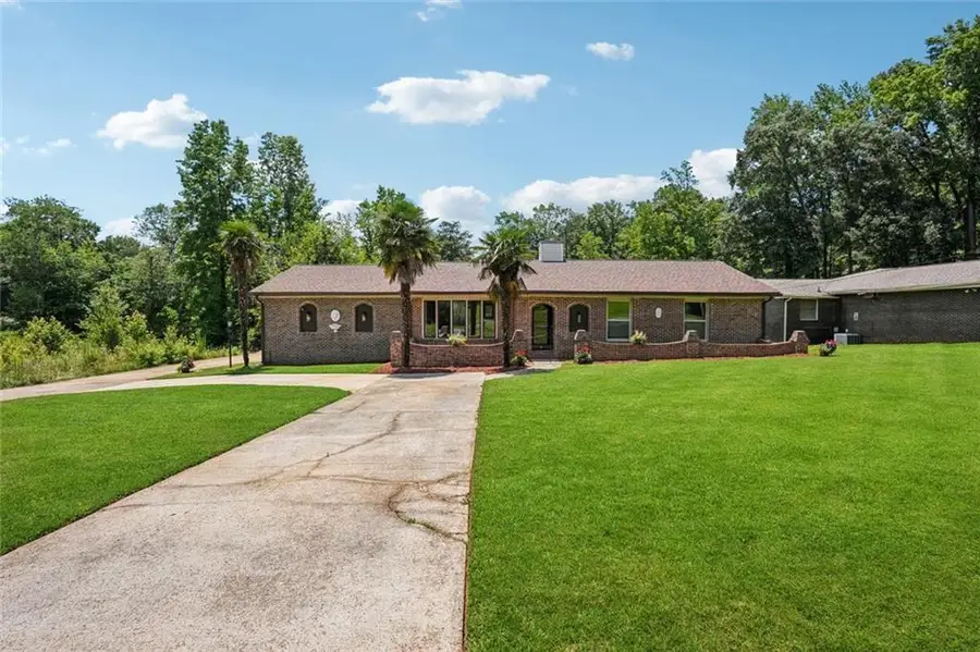 12 Windsor Way, Newnan, GA 30263 - #3