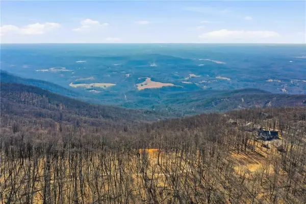 533 Old A T Approach Trail, Jasper, GA 30143