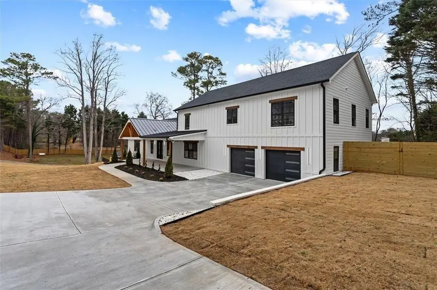 11505 Elkins Road, Roswell, GA 30076 - #2