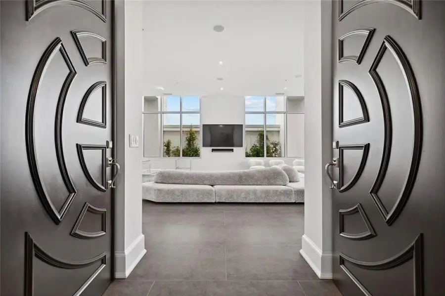 2828 Peachtree Road Nw #P 3300, Atlanta, GA 30305 - #3