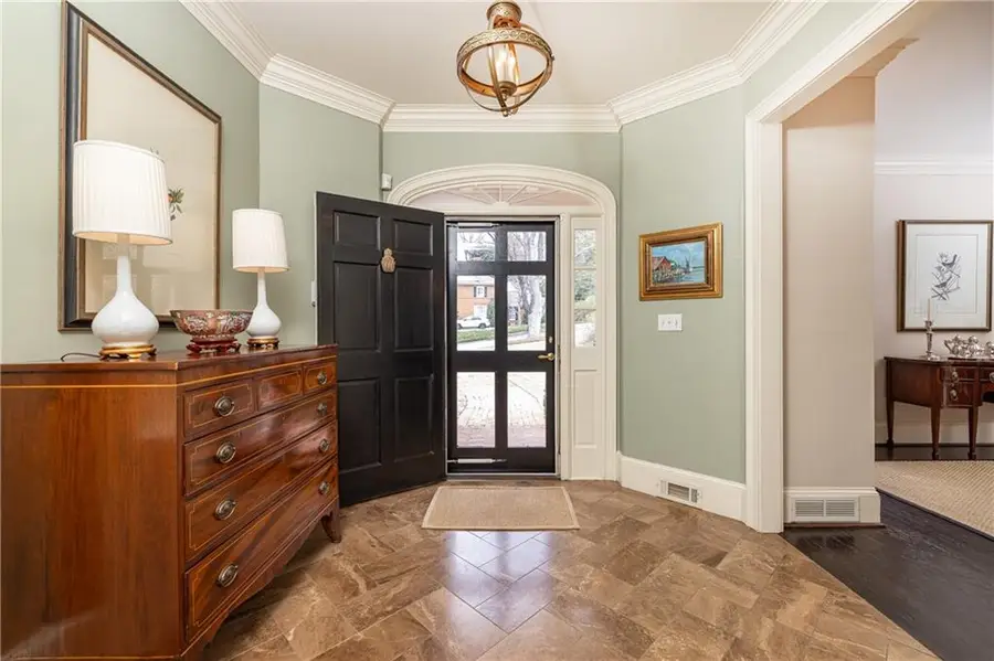 750 Arden Close Nw, Atlanta, GA 30327 - #2