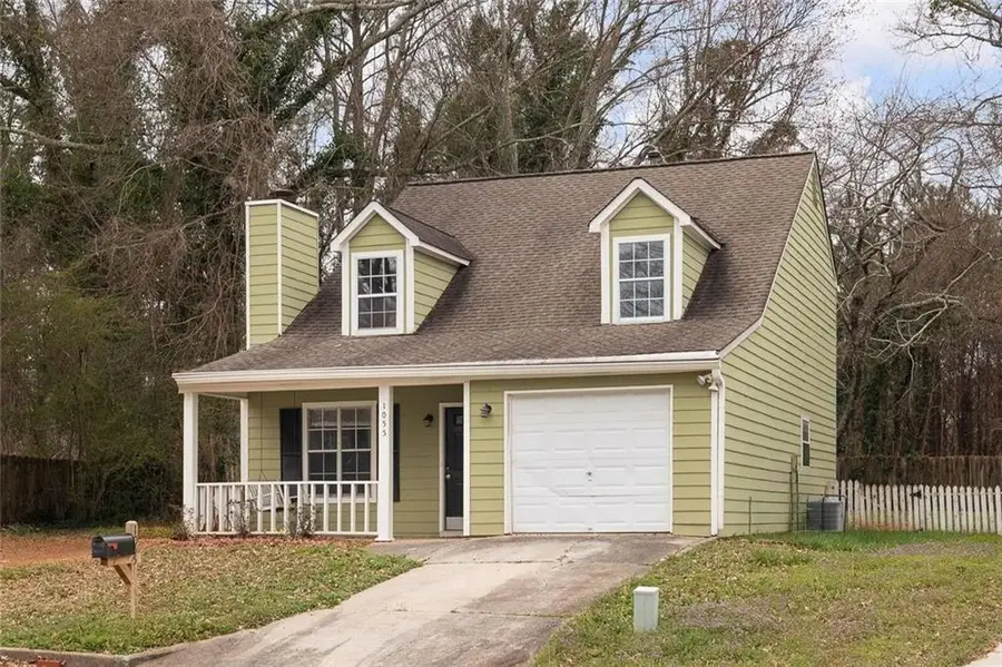 1055 Autumn Crest Court, Stone Mountain, GA 30083 - #2