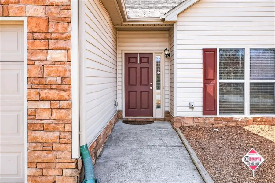 1412 Silvergate Way, Winder, GA 30680 - #2