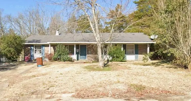 411 Stiles Rd, Selma, AL 36701 - #1