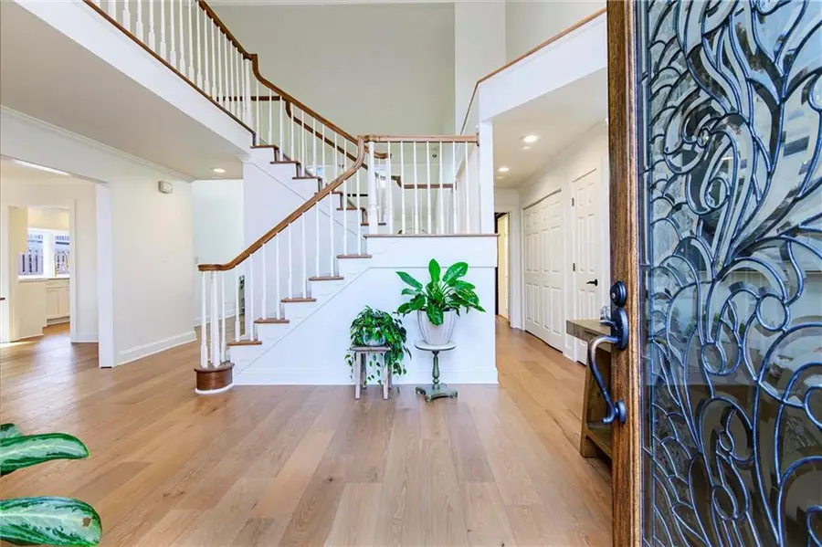 10120 Kinross Road, Roswell, GA 30076 - #3