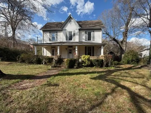 111 Summer Street, Adairsville, GA 30103