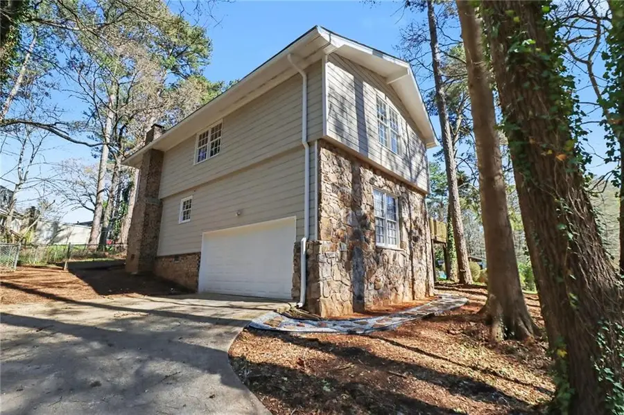 4820 Banner Elk Drive, Stone Mountain, GA 30083 - #2