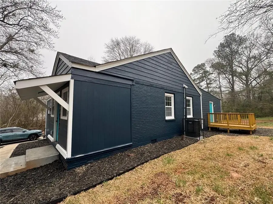 1418 E 10th Street, West Point, GA 31833 - #3