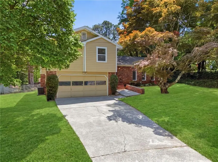 5642 Breezy Court Sw, Lilburn, GA 30047 - #2