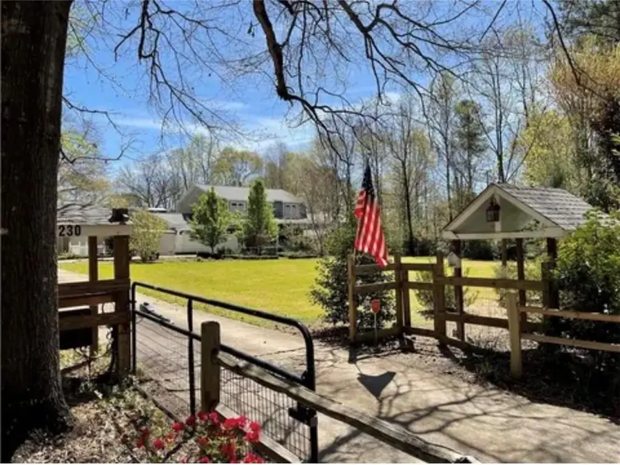 5230 W Shore Drive Sw, Conyers, GA 30094 - #3