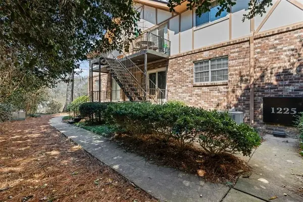 1225 Church Street #J, Decatur, GA 30030