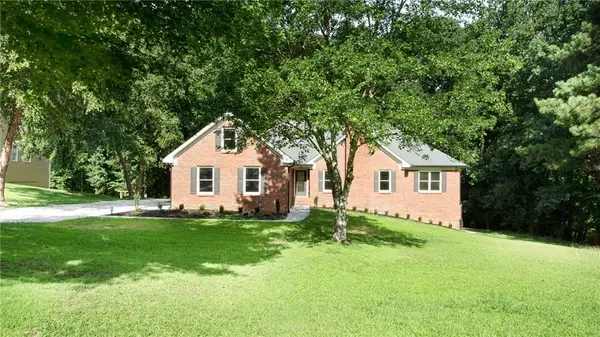 1055 Windridge Drive, Loganville, GA 30052