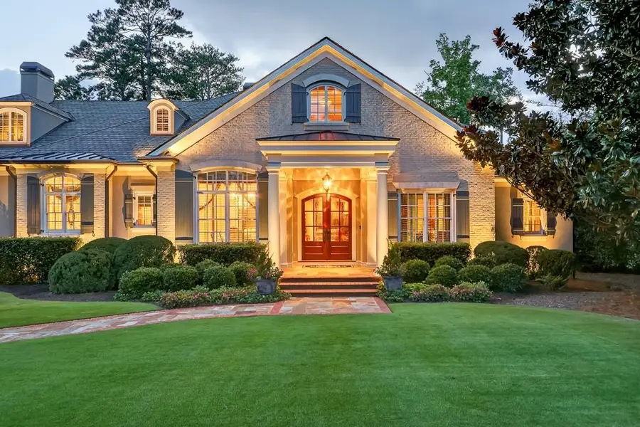 2954 Ridgewood Road Nw, Atlanta, GA 30327 - #3