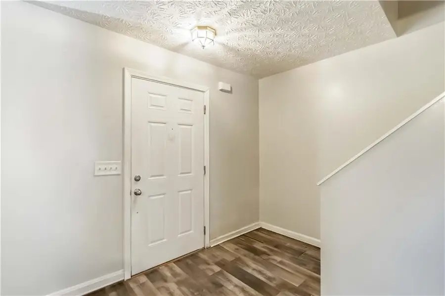 5559 Strathmoor Manor Circle, Lithonia, GA 30058 - #2