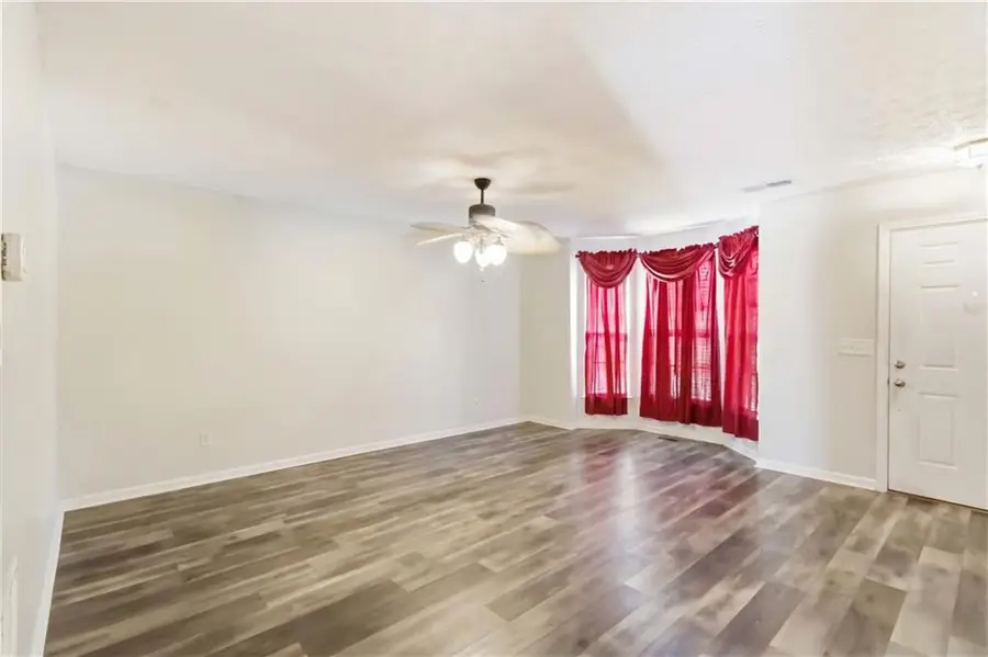 5559 Strathmoor Manor Circle, Lithonia, GA 30058 - #3