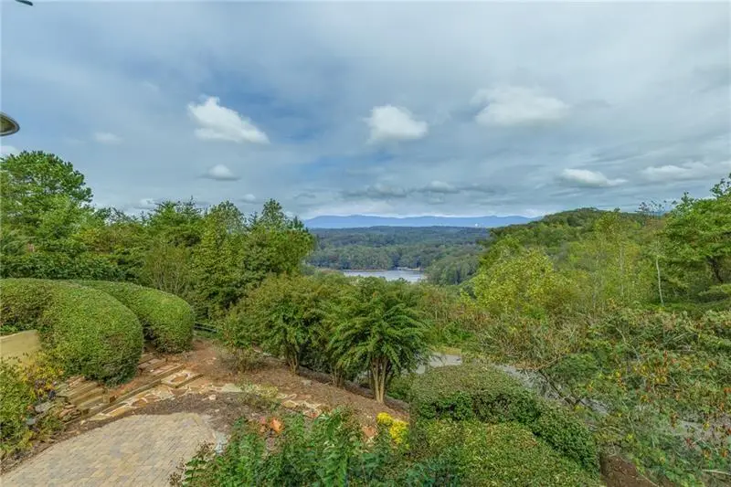 5739 Ridgewater Circle, Gainesville, GA 30506 - #2