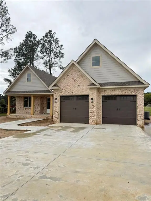 226 Hunter's Way, Dublin, GA 31021