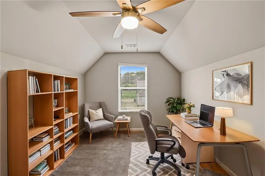 122 W Lexington Avenue, Griffin, GA 30223 - #3