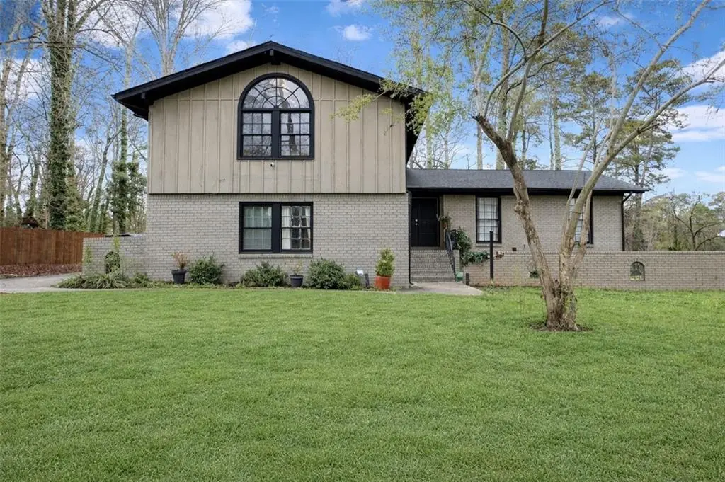 957 Rowland Road, Stone Mountain, GA 30083 - #1