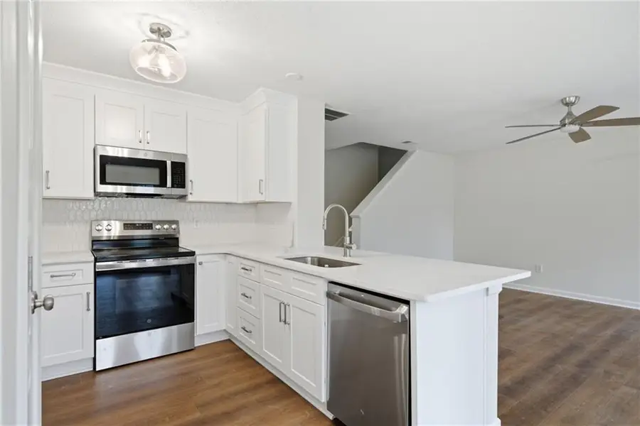 533 Fox Creek Crossing, Woodstock, GA 30188 - #2