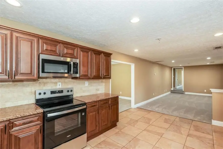 325 Longview Road, Fayetteville, GA 30214 - #3