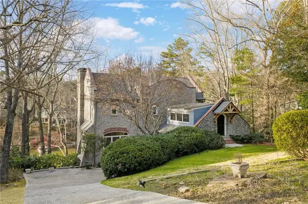 606 Hilltop Lane, Berkeley Lake, GA 30096