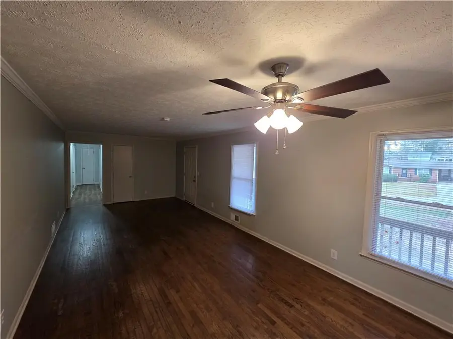 724 Country Club Dr, Monroe, GA 30655 - #2