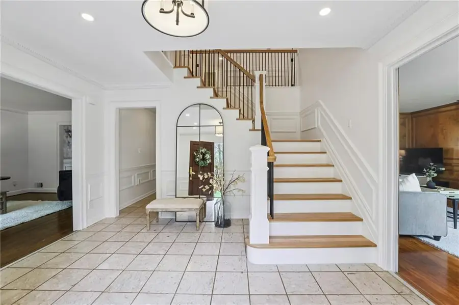 8025 River Circle, Sandy Springs, GA 30350 - #2