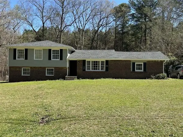 2529 Rockknoll Drive, Conley, GA 30288