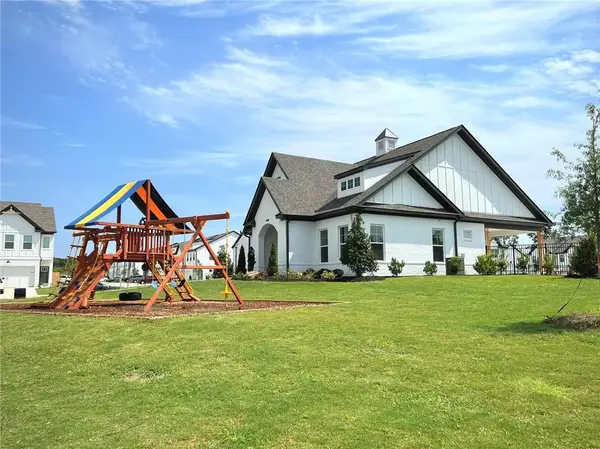 239 Auburn Valley Way, Auburn, GA 30011