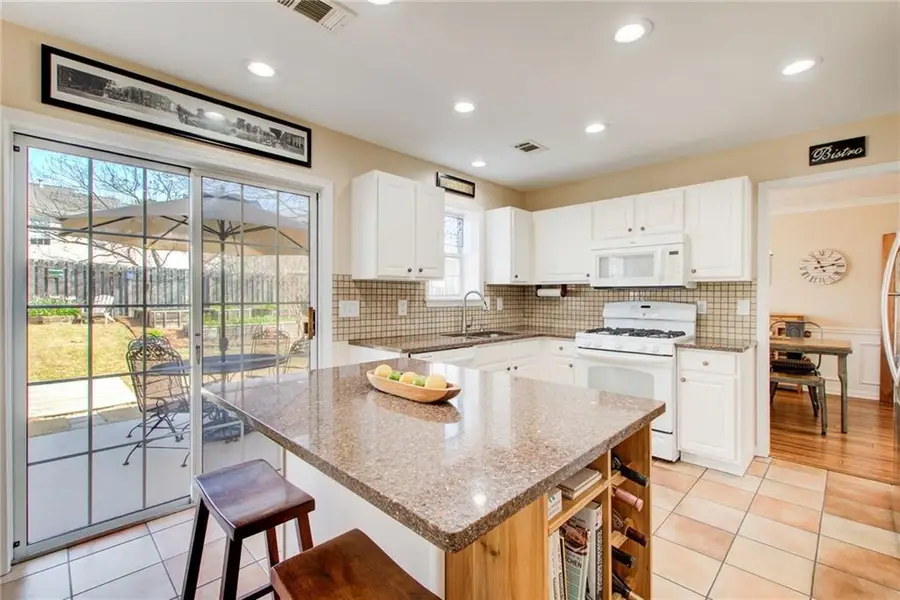 1140 Winthrope Chase Drive, Alpharetta, GA 30009 - #3