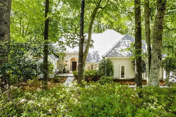 5660 Errol Place, Atlanta, GA 30327