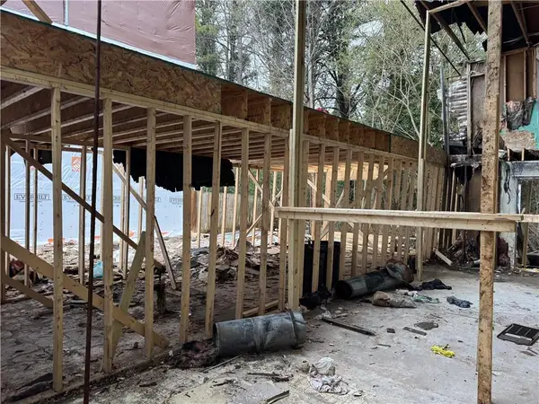 410 Prince Of Wales, Stone Mountain, GA 30083