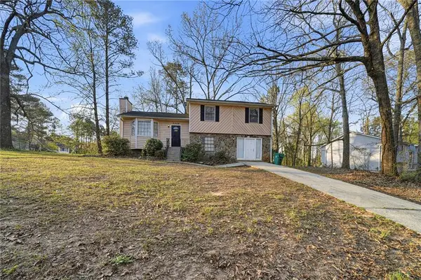 3399 Mansfield Lane, Snellville, GA 30039