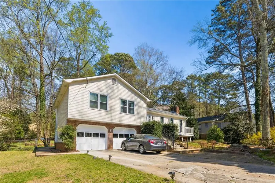 254 Devant Place Sw, Lilburn, GA 30047 - #3