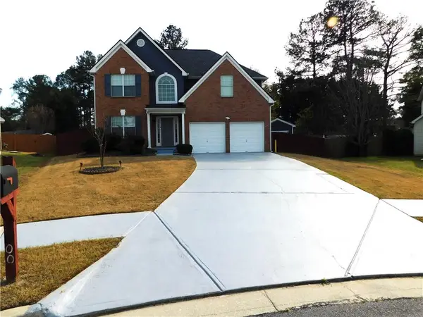 1800 Tuftstown Court, Snellville, GA 30078