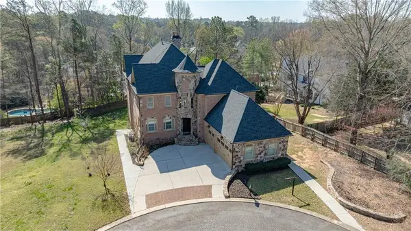 7611 Regency Circle, Atlanta, GA 30350