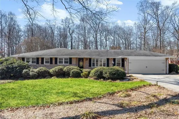 146 Lancelot Way, Lawrenceville, GA 30046